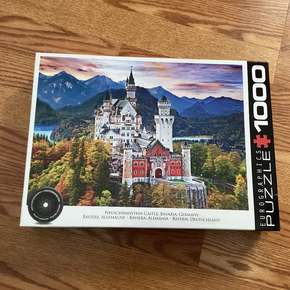 Eurographics 1000 Piece " Neuschwanstein Castle "  Jigsaw Puzzle